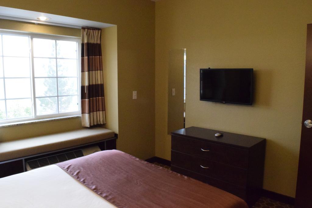 Microtel Inn&Suites Pecos Zimmer foto